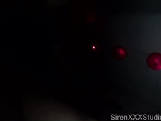 Видеокамера в полутьме сняла состоявшуюся в свинг клубе оргию