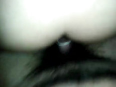 Он надел презерватив и оттрахал латинскую подружку в позе раком