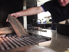 Молодая сисястая девка Antonia Sainz ебётся с пожилым любовником