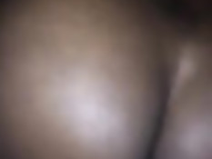 Негритянка с аппетитной попой насаживается на член своей киской