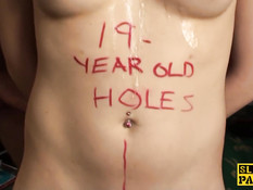 Мужик отъебал раком связанную девку с кляпом во рту Luna Rival