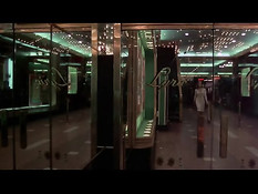 Он вылизал волосатую пизду жене и оттрахал в миссионерской позе