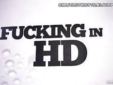 Сисястая блондинка Clara G. пихает в киску трусики и большой хуй