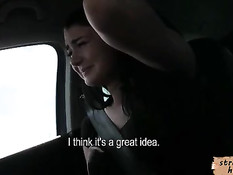 Пикапер оттрахал на капоте автомобиля брюнетку с бритой киской