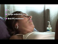 Зрелая блондинка учит юных лесбиянок правильной мастурбации