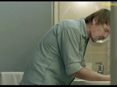 Эротическая постельная сцена со зрелой блондиночкой Julie Delpy