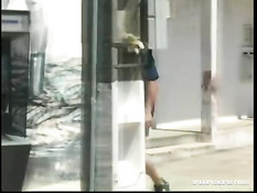 Горячую молодую мулатку в мастерской оттрахал белый любовник