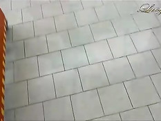 Блондинка Lucy Cat села в автомобиль и получила член в задницу