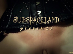 Отхлестал плетью шлюшку в корсете и чёрных чулках Julie Skyhigh