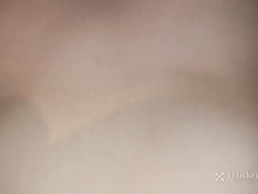 Японская девка Karin Asahi отсосала член и уселась на него сверху