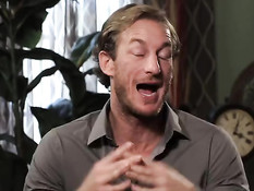 Любовник лижет клитор и ебёт грудастую брюнетку Cassidy Banks