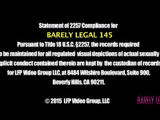 Белый ебёт молодую мулатку с пирсингом киски и тату Harley Dean