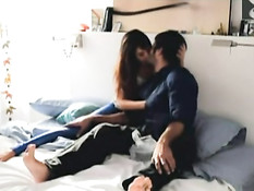 Возбуждённые девчонки занимаются сексом в любом удобном месте