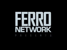 Зрелая русская блондинка с косой занимается сексом в колготках