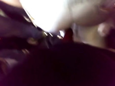 Парень в автобусе трётся возбуждённым членом об задницу девки