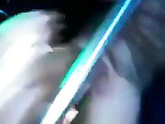 Парни трогают за волосатую пизду танцующую у шеста стриптизёршу