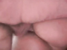 Мужчина гей дал отсосать хуй молодому любовнику и отымел в очко