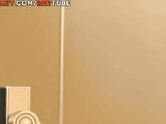 Вылизал грудь хентай девке с голубыми волосами и отымел в киску