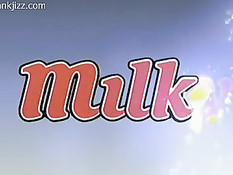 Снял лифчик и трусики с хентай подруги и отодрал в мокрую киску