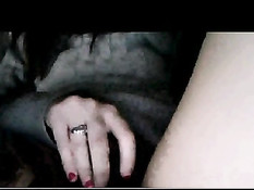 Девка из Уругвая включает веб-камеру и мастурбирует свою киску