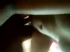 Негритянка из Ботсваны отсасывает член и ебётся в позе наездницы