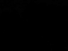 Горячая хентай подруга с красными волосами дрочит член сиськами