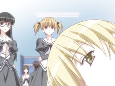 Развратная хентай подружка соблазнила паренька красивой грудью