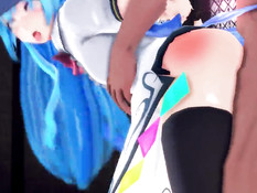 Аниме девушку в шляпе с голубыми волосами отодрали в позе раком