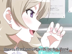 Похотливые аниме студентки с мокрыми кисками отсасывают парням