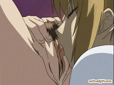 Уложил на кровать застенчивую хентай девку и начал лизать киску