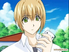 Уложил на кровать застенчивую хентай девку и начал лизать киску