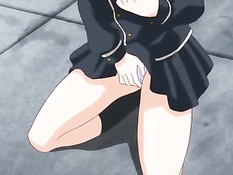 Парень раздел застенчивую хентай девушку и оттрахал на кровати