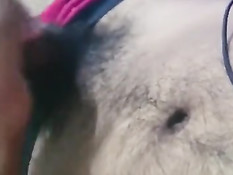 Гей подрочил свой возбуждённый хуй и кончил на волосатый живот