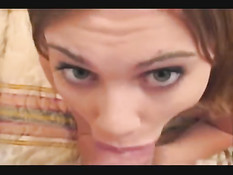 Девушка с пирсингом в письке оттрахана мужчиной в презервативе