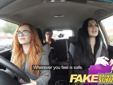 Зрелая брюнетка Jasmine Jae и рыжая Ella Hughes ебутся с парнем