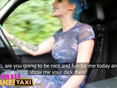 Девушка таксист Alexxa Vice ебётся на капоте с чёрным пассажиром