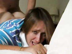 Дамочка испытала сильнейший оргазм во время секса в позе раком