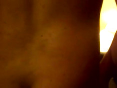 Жена брюнетка поздно вечером делает глубокий минет мужу пузану