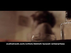 Эротическая сцена с участием темнокожей киноактрисы Halle Berry