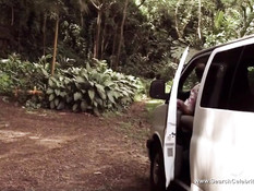 Три грудастые блондинки лесбиянки занимаются сексом в джунглях