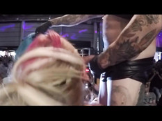 Жёсткие секс игры развратных танцовщиц на сцене секс фестиваля