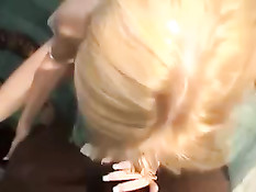 Чёрный бойфренд отымел на кровати блондинку с красивой грудью