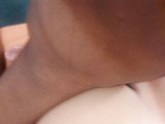 Отымел латинскую девку в позе раком и снял любительское порно