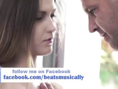 Девушка отсосала мужику и дала оттрахать себя в упругую задницу