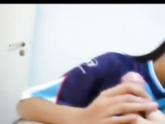 Сексуальная брюнетка из Аргентины довела его до семяизвержения