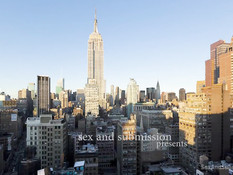 Блондинка рабыня с кляпом во рту Lorelei Lee орёт во время порки