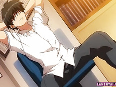 Грудастая хентай дьяволица садится на парня и прыгает на члене