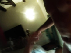 Жена с большой грудью неспешно сосёт у мужа член и получает вибратор