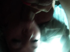 Жена с большой грудью неспешно сосёт у мужа член и получает вибратор