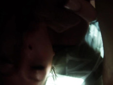 Жена с большой грудью неспешно сосёт у мужа член и получает вибратор